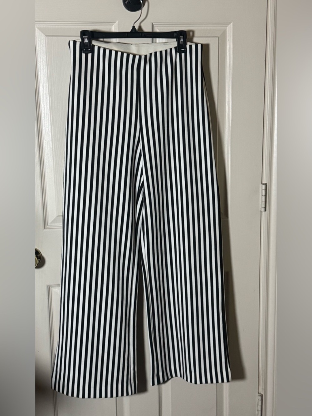 Boston Proper Black and White Vertical Stripe Wide-Leg Pants,med,wrinkle free